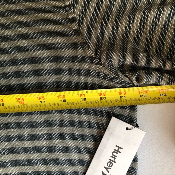 Hurley Striped Long Sleeve Crew Neck - Blue & Gray - Medium NWT - Picture 13 of 16